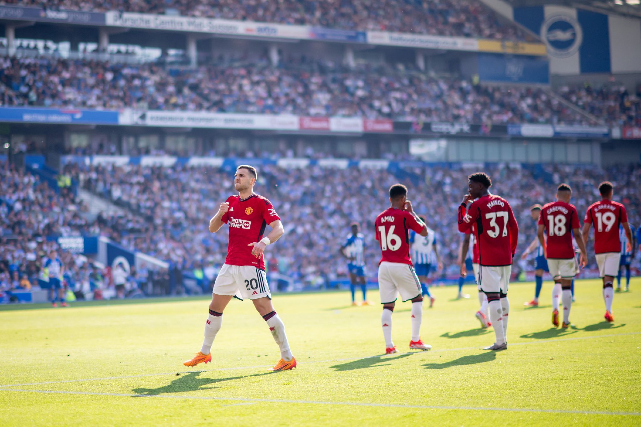 若他离开曼 若他离开曼