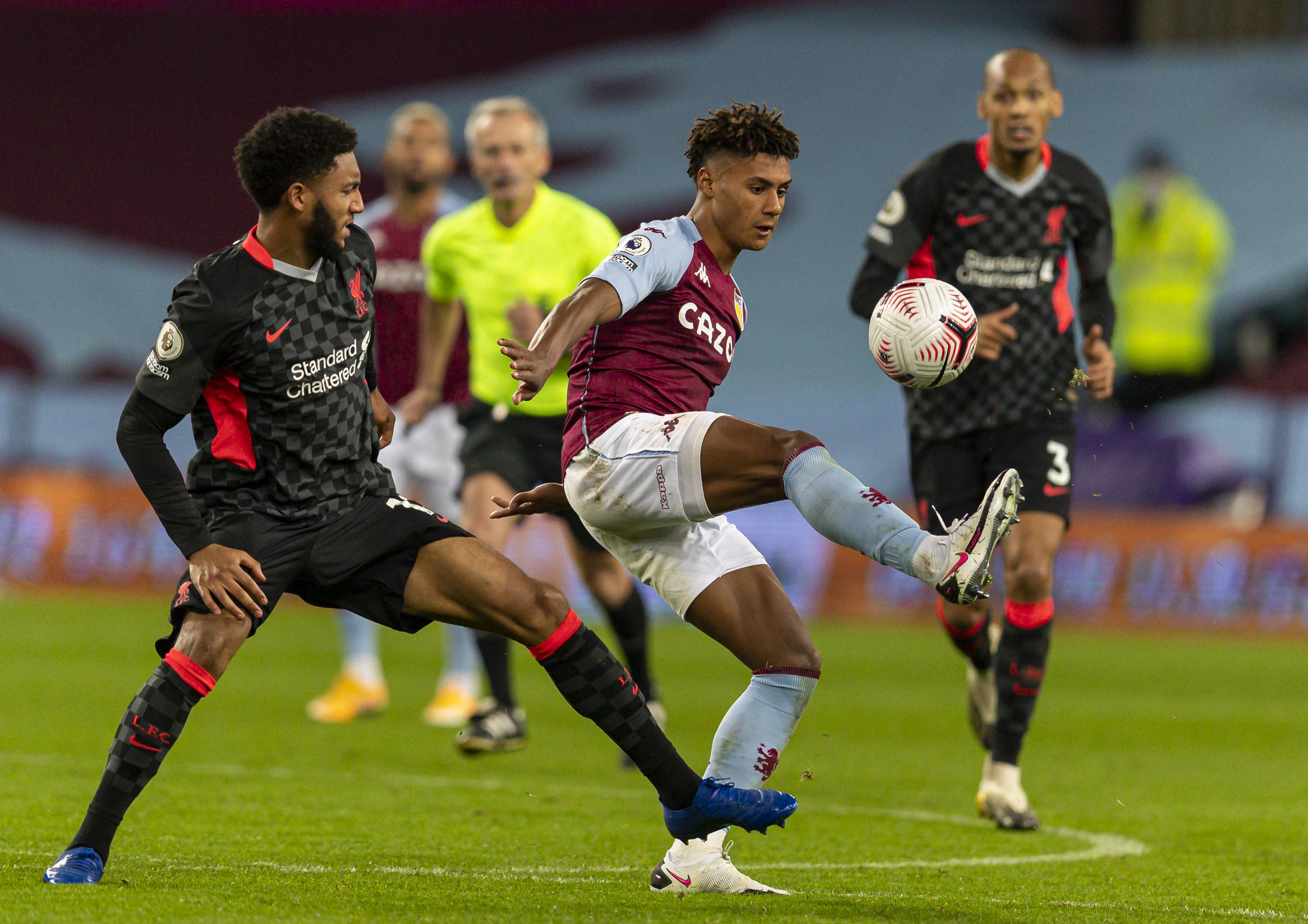 在足球转会 在足球转会